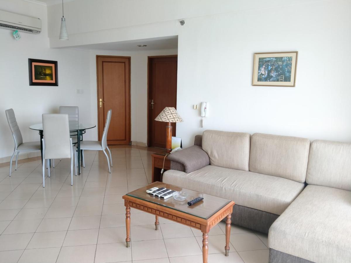 Apartemen Puncak Marina Surabaya Exterior foto