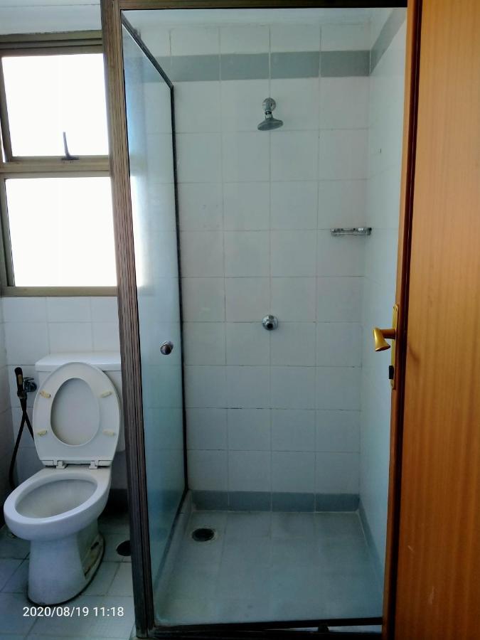 Apartemen Puncak Marina Surabaya Exterior foto