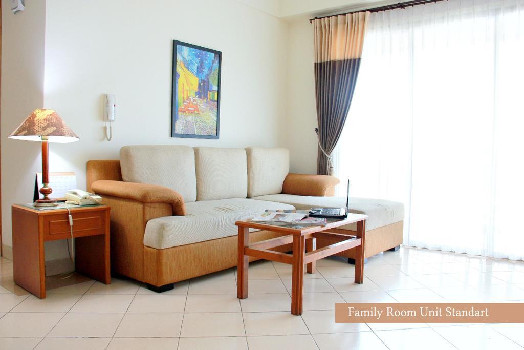 Apartemen Puncak Marina Surabaya Exterior foto